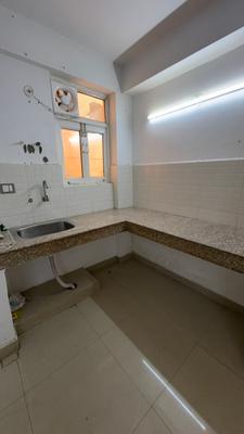 Kitchen Image of 1350 Sq.ft 3 BHK Apartment / Flat for rent in ROF Amaltas, Sector 92 Gurgaon for Rs. 15500