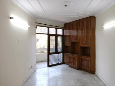 Living Room Image of 2100 Sq.ft 3 BHK Apartment / Flat for sale in Brindawan Garden CGHS, Sector 12 Dwarka New Delhi for Rs. 27000000