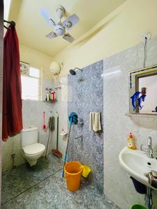 Bathroom Image of 840 Sq.ft 2 BHK Apartment / Flat for sale in Sodepur Kolkata for Rs. 4600000