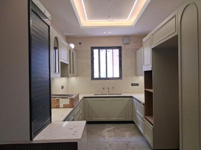 Kitchen Image of 1800 Sq.ft 3 BHK Builder Floor for sale in Paschim Vihar New Delhi for Rs. 37500000