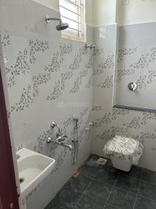 Bathroom Image of 1500 Sq.ft 3 BHK Apartment / Flat for rent in Old Pallavaram Chennai for Rs. 36000