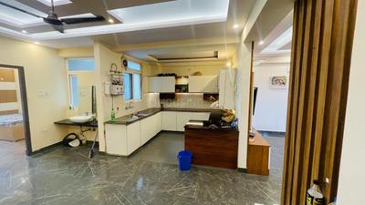 Hall Image of 2000 Sq.ft 3 BHK Apartment / Flat for rent in Arsha Sumangalam, Vrindavan Yojana Lucknow for Rs. 45000