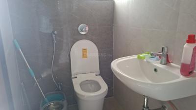 Bathroom Image of 400 Sq.ft 1 RK Studio for rent in Prithvi Proximus, Hadapsar Pune for Rs. 22000