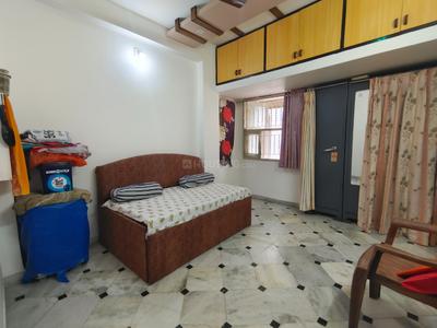 Bedroom Image of 750 Sq.ft 2 BHK Apartment / Flat for sale in Maninagar Ahmedabad for Rs. 4900000