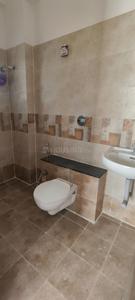 Bathroom Image of 1800 Sq.ft 3 BHK Apartment / Flat for rent in Jaitala Nagpur for Rs. 23000