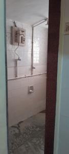 Bathroom Image of 600 Sq.ft 1 BHK Apartment / Flat for sale in Chembur Mumbai for Rs. 15000000