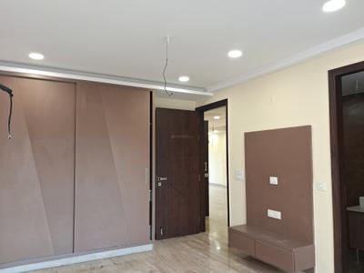 Bedroom Image of 1800 Sq.ft 3 BHK Builder Floor for sale in Paschim Vihar New Delhi for Rs. 35500000