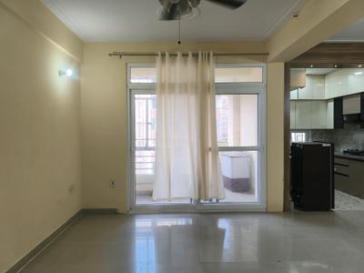 Living Room Image of 2000 Sq.ft 3 BHK Apartment / Flat for rent in Skytech Merion Residency II, Crossings Republik Ghaziabad for Rs. 32000