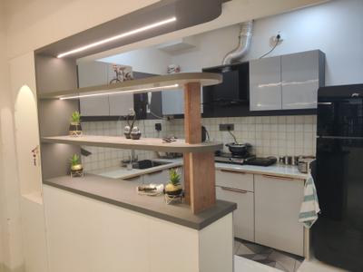 Kitchen Image of 1000 Sq.ft 2 BHK Builder Floor for rent in Scheme No 114 Indore for Rs. 23000