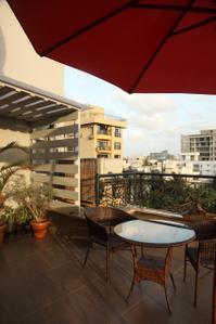 Balcony Image of 2200 Sq.ft 4 BHK Apartment / Flat for sale in Juhu Mumbai for Rs. 120000000