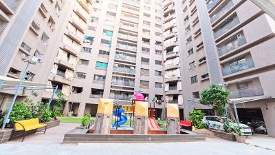 Image of 2358 Sq.ft 3 BHK Apartment / Flat for sale in Motera, Ahmedabad for Rs. 16000000