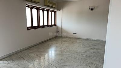 Bedroom Image of 3200 Sq.ft 3 BHK Apartment / Flat for rent in Alipore Kolkata for Rs. 200000