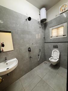 Bathroom Image of 1250 Sq.ft 2 BHK Apartment / Flat for rent in Indira Nagar Bengaluru for Rs. 70000