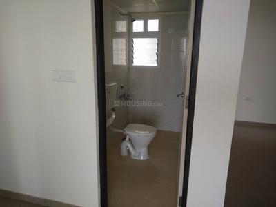 Bathroom Image of 938 Sq.ft 2 BHK Apartment / Flat for sale in Akshaya January, Thaiyur Chennai for Rs. 5500000