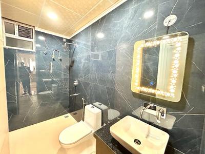 Bathroom Image of 2000 Sq.ft 4 BHK Apartment / Flat for sale in Nakshtra, Mohanpura Jaipur for Rs. 9900000