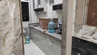 Kitchen Image of 550 Sq.ft 1 BHK Apartment / Flat for rent in Worli Mumbai for Rs. 55000