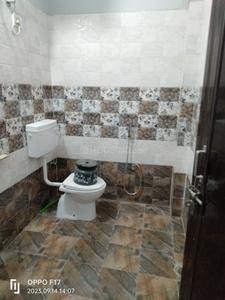 Bathroom Image of 2000 Sq.ft 4 BHK Independent House for sale in Fazullaganj Lucknow for Rs. 8000000