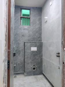 Common Bathroom Image of 1100 Sq.ft 3 BHK Apartment / Flat for sale in Govindpuram Ghaziabad for Rs. 4190000