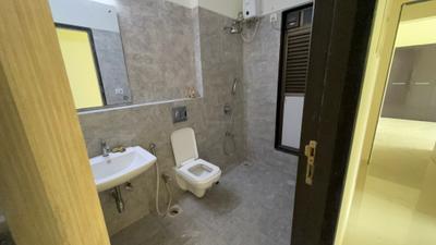 Image of 1050 Sq.ft 3 BHK Apartment / Flat for rent in Kanakia Levels, Malad East, Mumbai for Rs. 90000