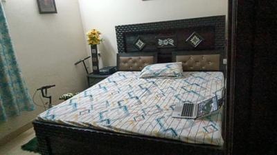 Bedroom Image of 675 Sq.ft 2 BHK Apartment / Flat for sale in Khanpur New Delhi for Rs. 4000000