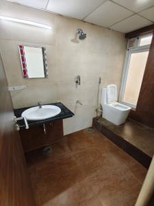 Bathroom Image of 1555 Sq.ft 3 BHK Apartment / Flat for rent in Casagrand ECR 14, Kanathur Reddikuppam Chennai for Rs. 45004