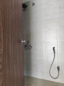 Common Bathroom One Image of 620 Sq.ft 1 BHK Apartment / Flat for sale in DSK Vishwa, Dhayari Pune for Rs. 4000000