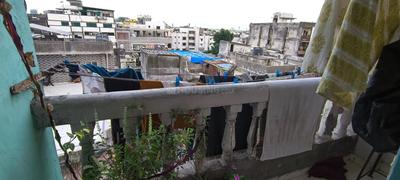 Balcony Image of 450 Sq.ft 1 BHK Apartment / Flat for sale in Varachha Surat for Rs. 800000