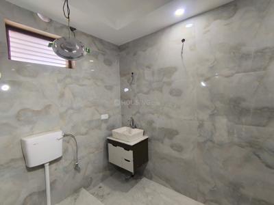 Bathroom Image of 2200 Sq.ft 3 BHK Builder Floor for rent in Sector 11 Faridabad for Rs. 40000