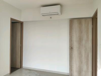 Bedroom Image of 1350 Sq.ft 3 BHK Apartment / Flat for sale in Malde Silver Scape And Silver Enclave, Mulund West Mumbai for Rs. 25000000