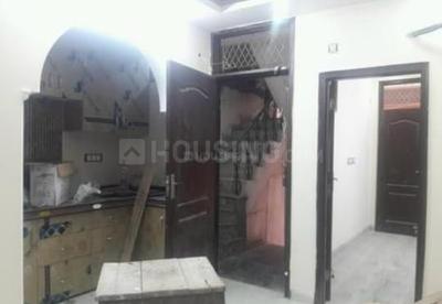 Image of 950 Sq.ft 2 BHK Builder Floor for rent in Sant Nagar, New Delhi for Rs. 34000