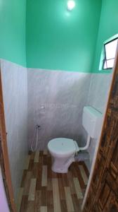 Bathroom Image of 650 Sq.ft 2 BHK Apartment / Flat for rent in Sodepur Kolkata for Rs. 10000