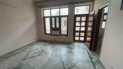 Bedroom Image of 2150 Sq.ft 2 BHK Builder Floor for rent in Sector 23 Gurgaon for Rs. 31000
