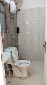 Bathroom Image of 700 Sq.ft 2 BHK Apartment / Flat for rent in Suncrest Estate Phase 1, Rajpur Kolkata for Rs. 26000