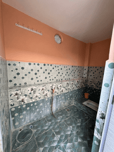 Bathroom Image of 2500 Sq.ft 3 BHK Builder Floor for rent in Tansen Nagar Gwalior for Rs. 15000