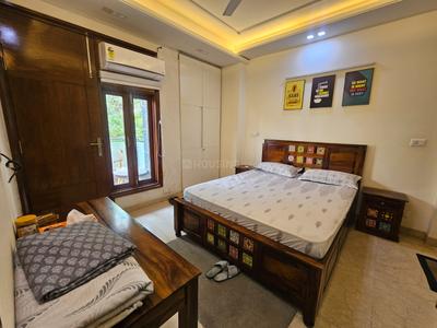 Bedroom Image of 1800 Sq.ft 3 BHK Builder Floor for rent in Safdarjung Enclave New Delhi for Rs. 130000