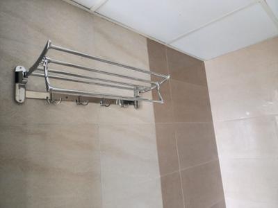 Bathroom Image of 980 Sq.ft 2 BHK Apartment / Flat for rent in Mahindra Centralis Tower 4, Pimpri Pune for Rs. 35000