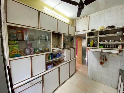 Kitchen Image of 2475 Sq.ft 4 BHK Apartment / Flat for sale in Sun Skypark, Ambli Ahmedabad for Rs. 17500000