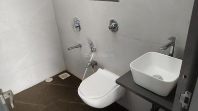 Image of 606 Sq.ft 2 BHK Apartment / Flat for sale in Kaveri Heights, Ghatkopar East, Mumbai for Rs. 16500000