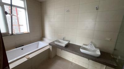 Image of 10068 Sq.ft 6 BHK Villa for sale in Godrej Crest, Jaypee Greens, Greater Noida for Rs. 260000000