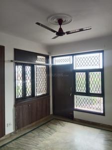 Bedroom Image of 1200 Sq.ft 1 BHK Builder Floor for rent in Swaraj Homes Priya Enclave, Karkardooma New Delhi for Rs. 25000