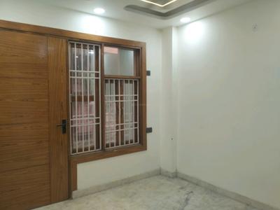 Bedroom Image of 1010 Sq.ft 3 BHK Builder Floor for sale in Laxmi Nagar New Delhi for Rs. 11500000