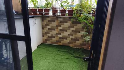 Balcony Image of 600 Sq.ft 1 BHK Apartment / Flat for sale in Magarpatta Heliconia, Hadapsar Pune for Rs. 8300000
