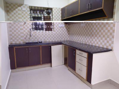 Kitchen Image of 1000 Sq.ft 2 BHK Builder Floor for rent in Indira Nagar Bengaluru for Rs. 33000