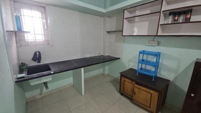 Kitchen Image of 750 Sq.ft 1 BHK Villa for rent in Anoop Nagar Indore for Rs. 17500