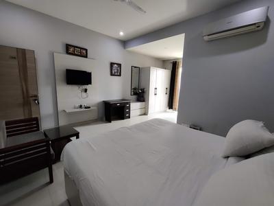 Bedroom Image of 500 Sq.ft 1 RK Independent House for rent in Sector 45 Noida for Rs. 18000