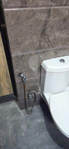 Bathroom Image of 720 Sq.ft 2 BHK Builder Floor for rent in Palam Vihar Extension Gurgaon for Rs. 18000