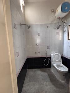 Bathroom Image of 600 Sq.ft 1 RK Builder Floor for rent in HSR Layout Bengaluru for Rs. 31000