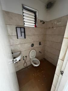 Flora Iris Bathroom One 2