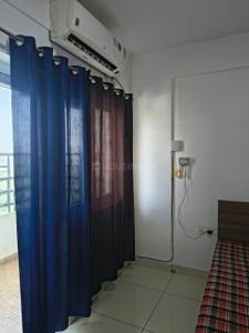 Bedroom Image of 500 Sq.ft 1 BHK Apartment / Flat for rent in Wegmans Signature Tower, Knowledge Park 3 Greater Noida for Rs. 18000