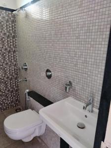 Bathroom Image of 1100 Sq.ft 2 BHK Apartment / Flat for sale in Aishwarya Empire, Purena Raipur for Rs. 7000000